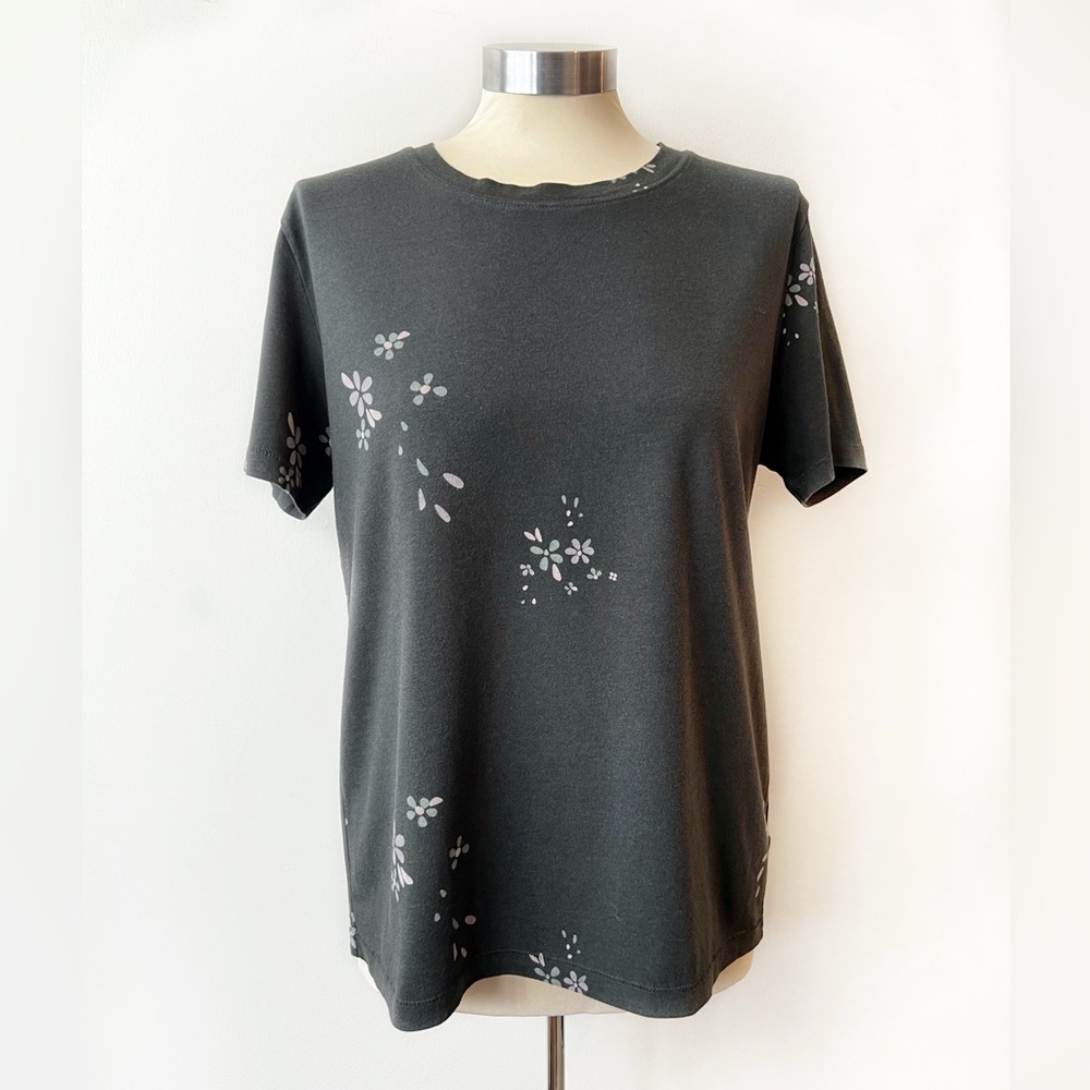 Splendid grey with pink floral print short sleeve T-shirt women’s size Medium
